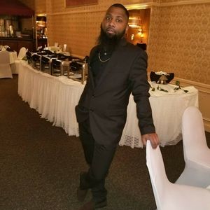 Meet your Posher, Eric